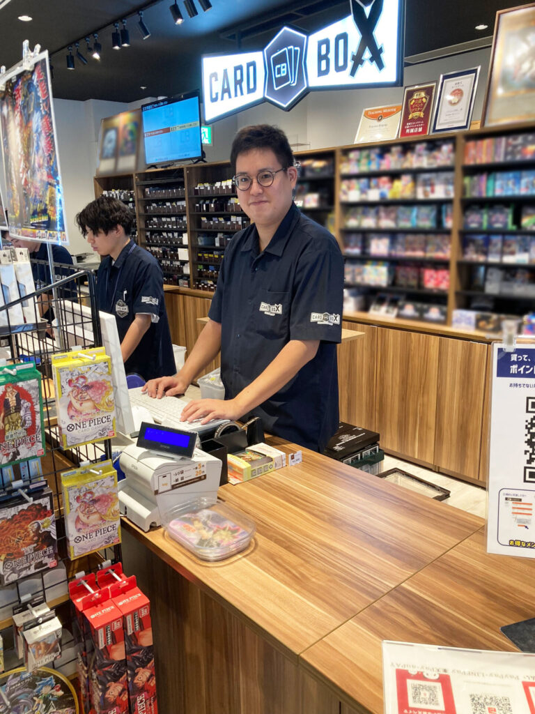 カードボックスオーサカ店 レジカウンター