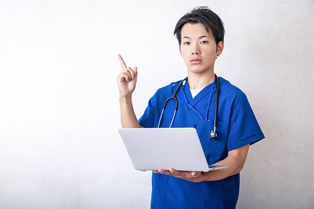 リハビリに役立つドライビングシミュレーター！？